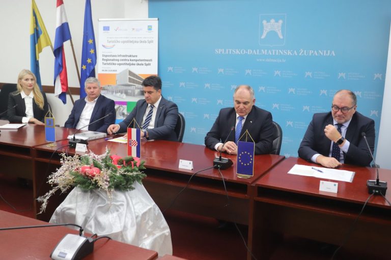 Splitska Turističko-ugostiteljska škola -e ubrzo postati mjesto s pristupom modernom obrazovanju kakvog još nema u našem okruženju