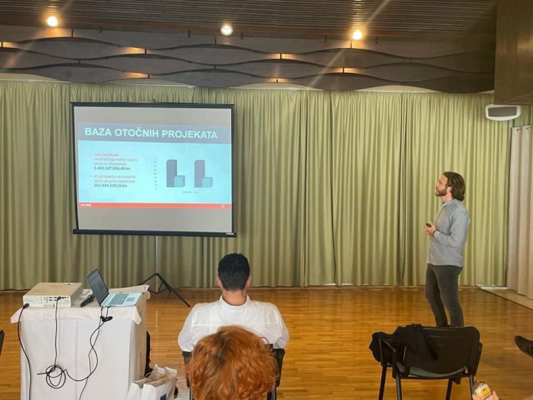 KLIMATSKE PROMJENE Predstavlja se SECAP akcijski plan za Brač