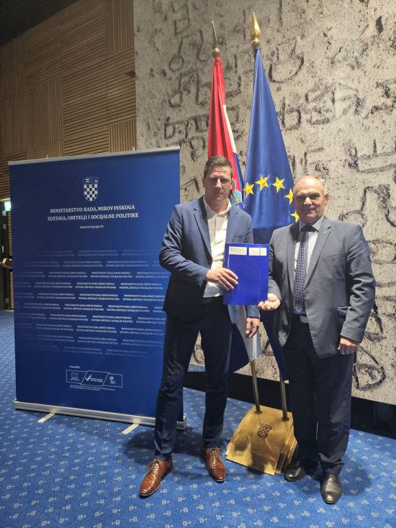 Bespovratna 5,4 milijuna eura za izgradnju i opremanje Doma za starije u Dragljanima kraj Vrgorca