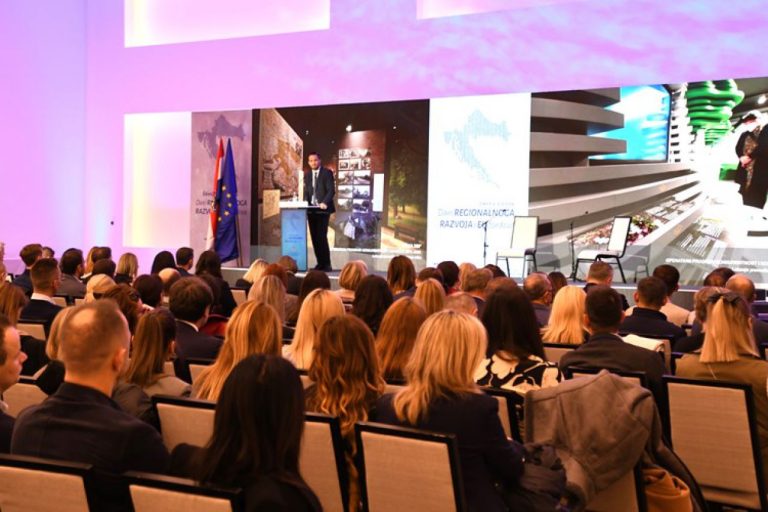 Dani regionalnoga razvoja i EU fondova okupili gotovo 1000 predstavnika županija, gradova, op-ina regionalnih koordinatora, javnih tijela i poduzetnika